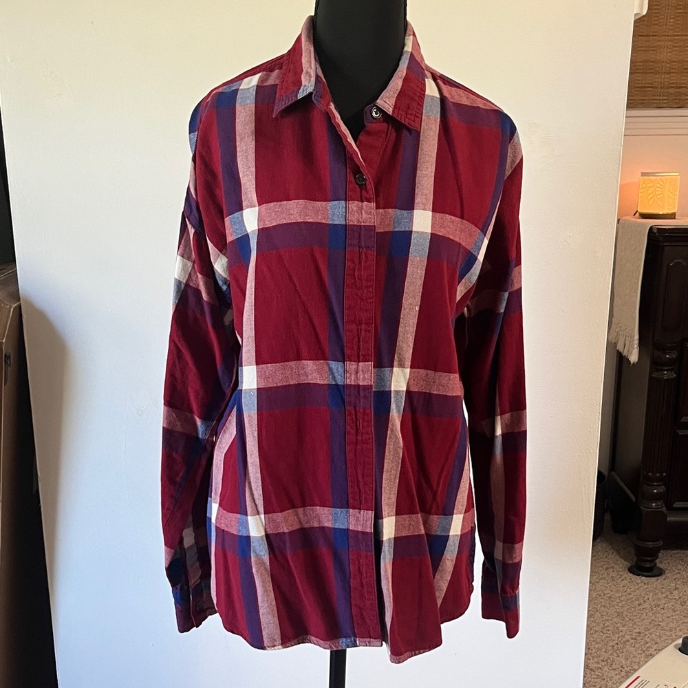 Old Navy Men's Burgundy and Navy Plaid Shirt